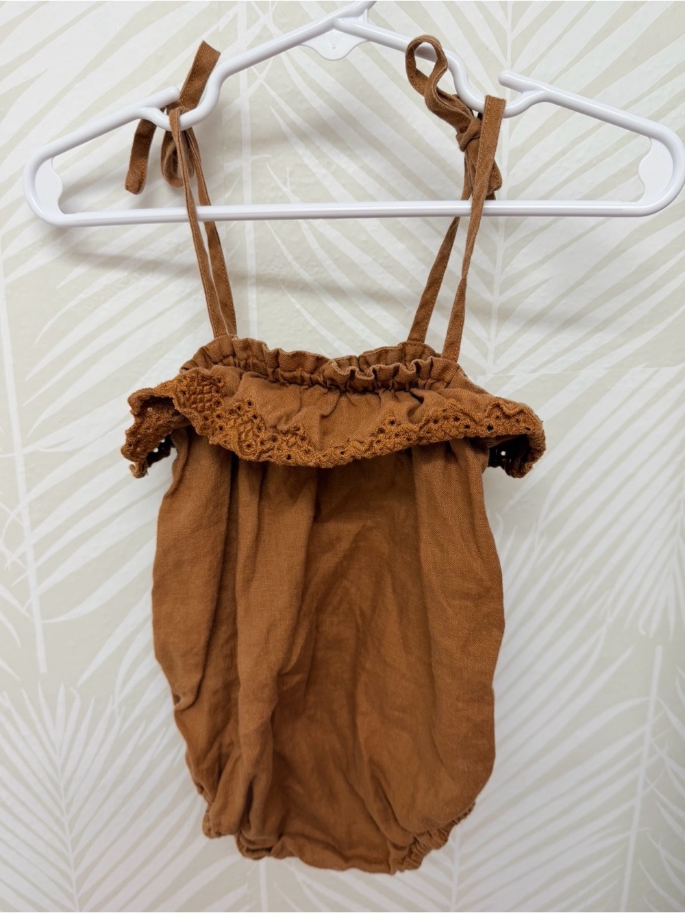 Rylee & Cru Ruffle Romper Eyelet 3/6m - Picture 2 of 3